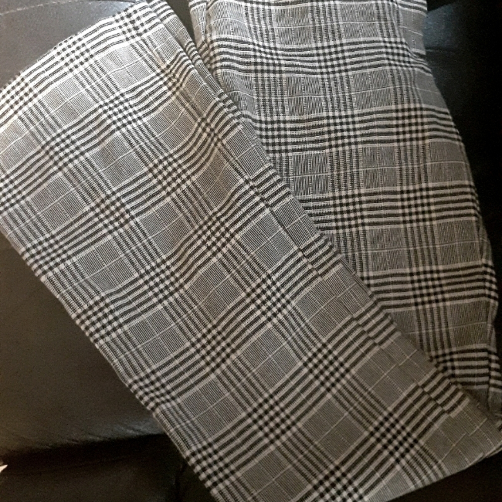 Clothes - Picture 2 of 5